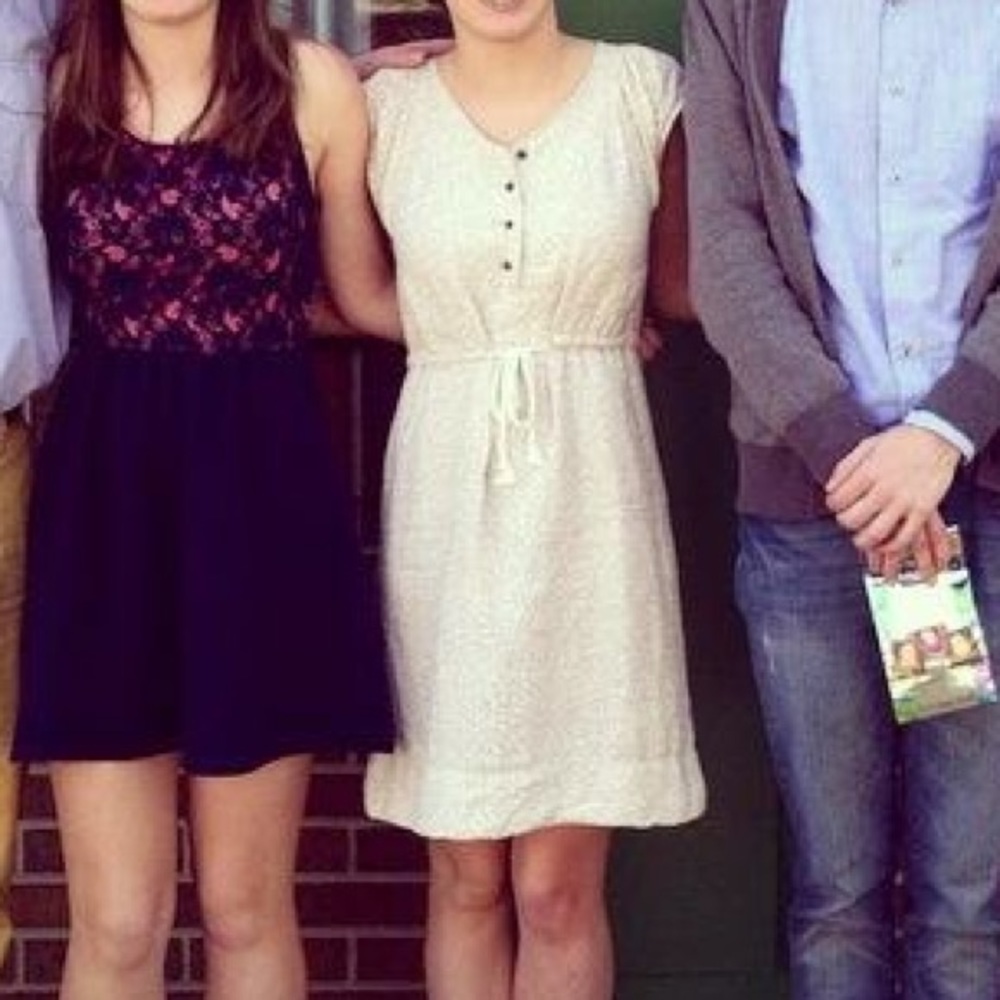 Tie waist cream dress